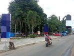 Masuk ke Garis Sempadan Jalan, Reklame di Depan TS Kotabumi Dinilai Langgar Aturan