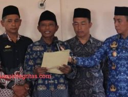 Peka terhadap Potensi Perpecahan, Bupati Hamartoni Damaikan Warga yang ‘Bertikai’